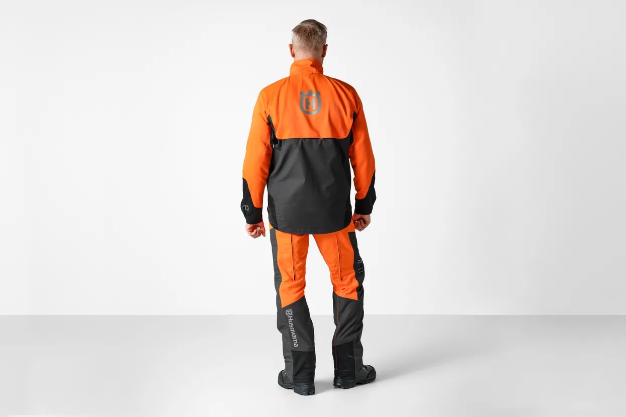 Husqvarna bunda Classic zezadu